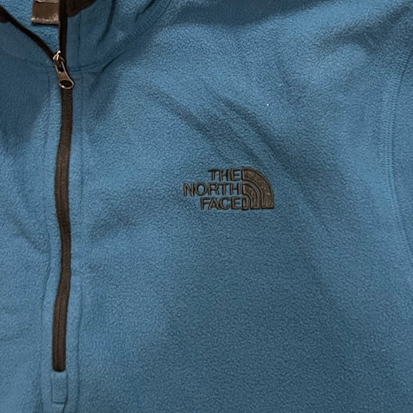 🔥 The North Face Sweatshirt - Picture 3 of 5